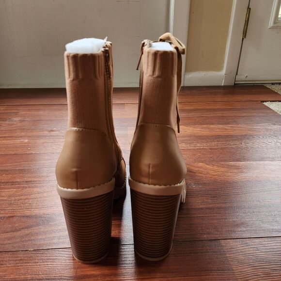 BCBGeneration Tan Heeled Boot 9 NIB - Picture 7 of 9